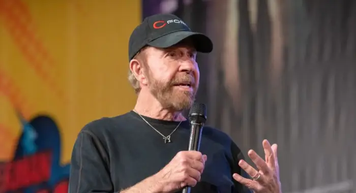 Умер Чак Норрис