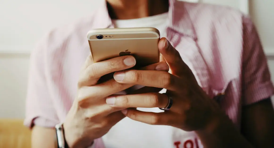 Пользователи iPhone не смогут получать уведомления от Max