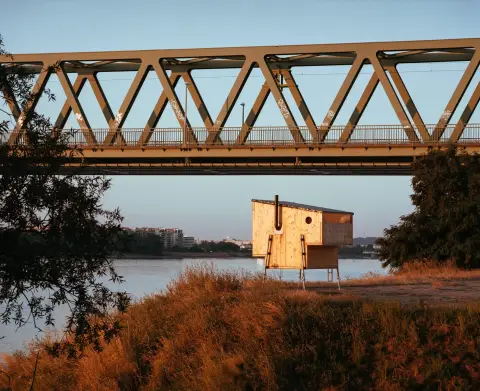 Сауна-кибитка на берегу Дуная