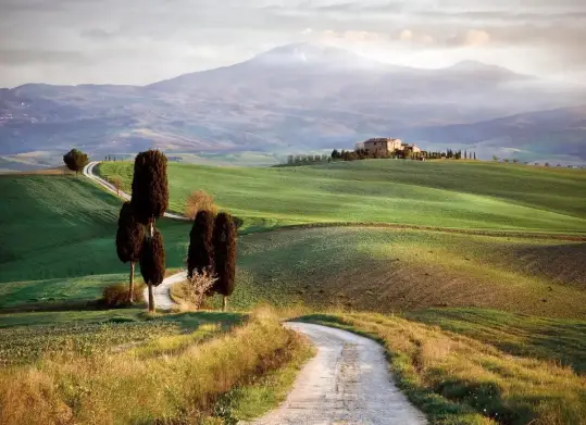 Заключительный этап Via Francigena из Англии в Рим проходит по холмам Тосканы