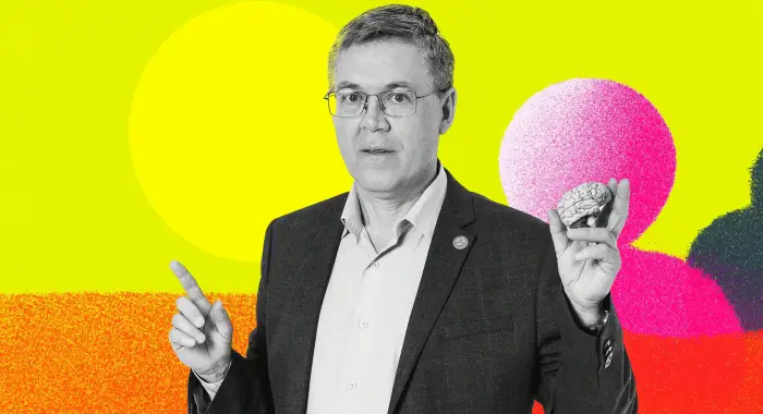 Нейрофизиолог Вячеслав Дубынин: «Поменьше пользуйтесь смартфоном»