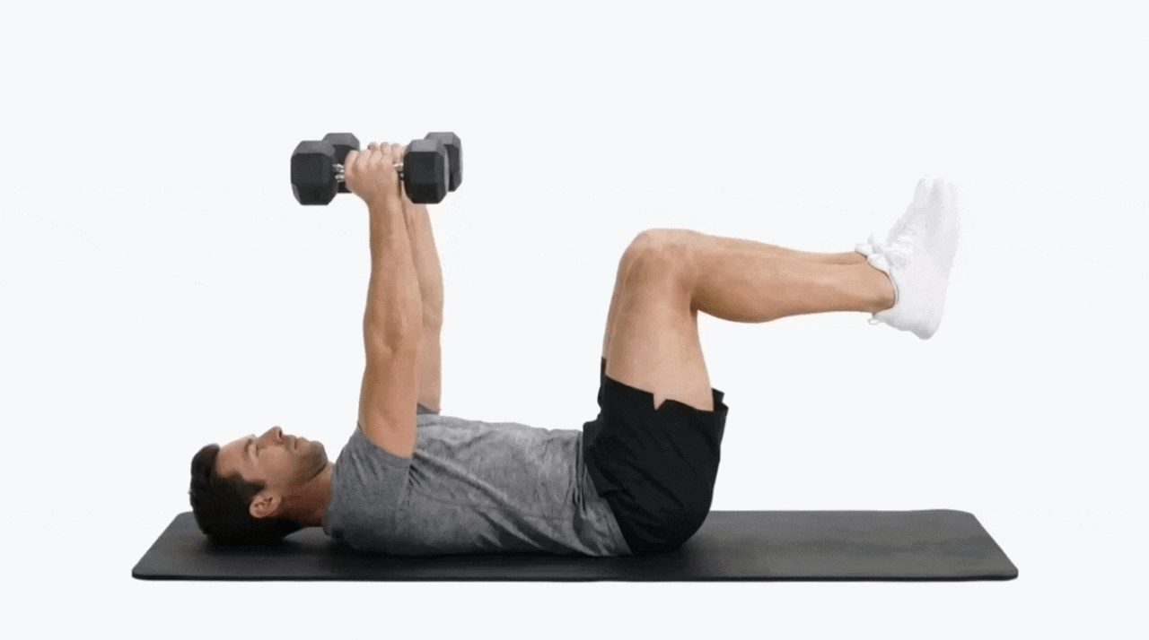 Как выполнять разгибание рук с гантелями над головой