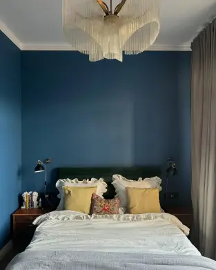 Люстра «Северное сияние» в спальне. Фото Лены Николаевой