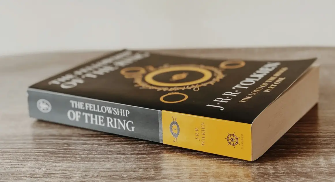 Новый фильм по «Властелину колец» снимут при участии Стивена Кольбера