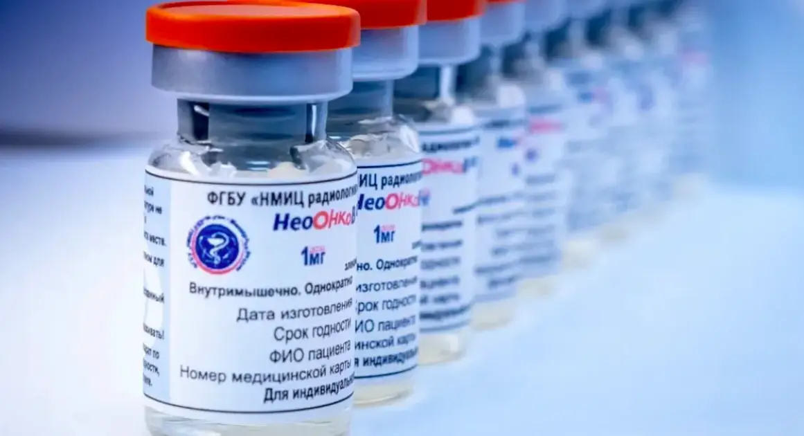 Первый пациент в России получил персонализированную вакцину от рака