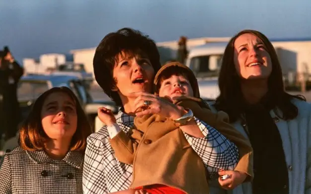 Кадр из фильма «Аполлон 13: Выживание»