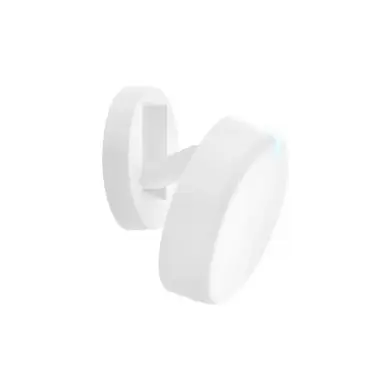 Умный выключатель можно настроить так, чтобы он реагировал на датчик движения.