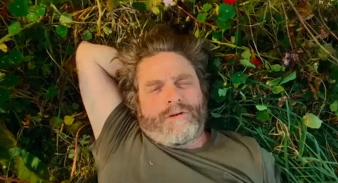 Актер из «Мальчишника в Вегасе» запустил мини-сериал о садоводстве