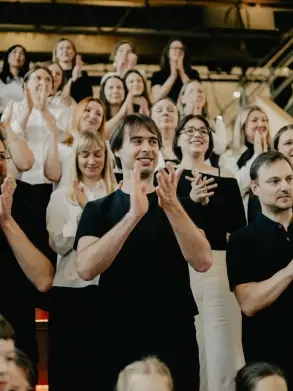 Георгий Маммаев с Sorry For My Accent Choir. Фото: Анастасия Шевченко